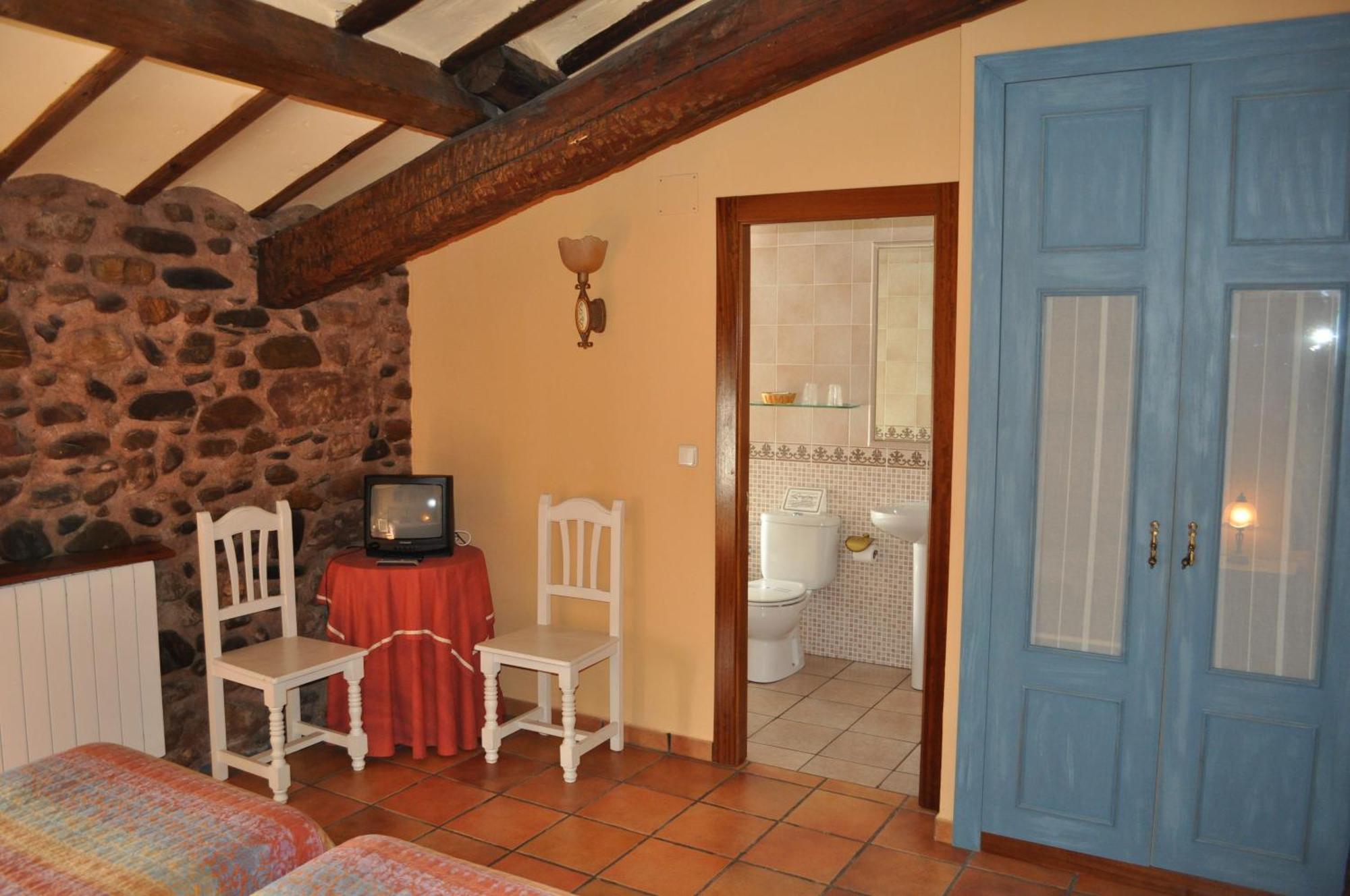 Hostal La Cuculla Ezcaray Exterior foto