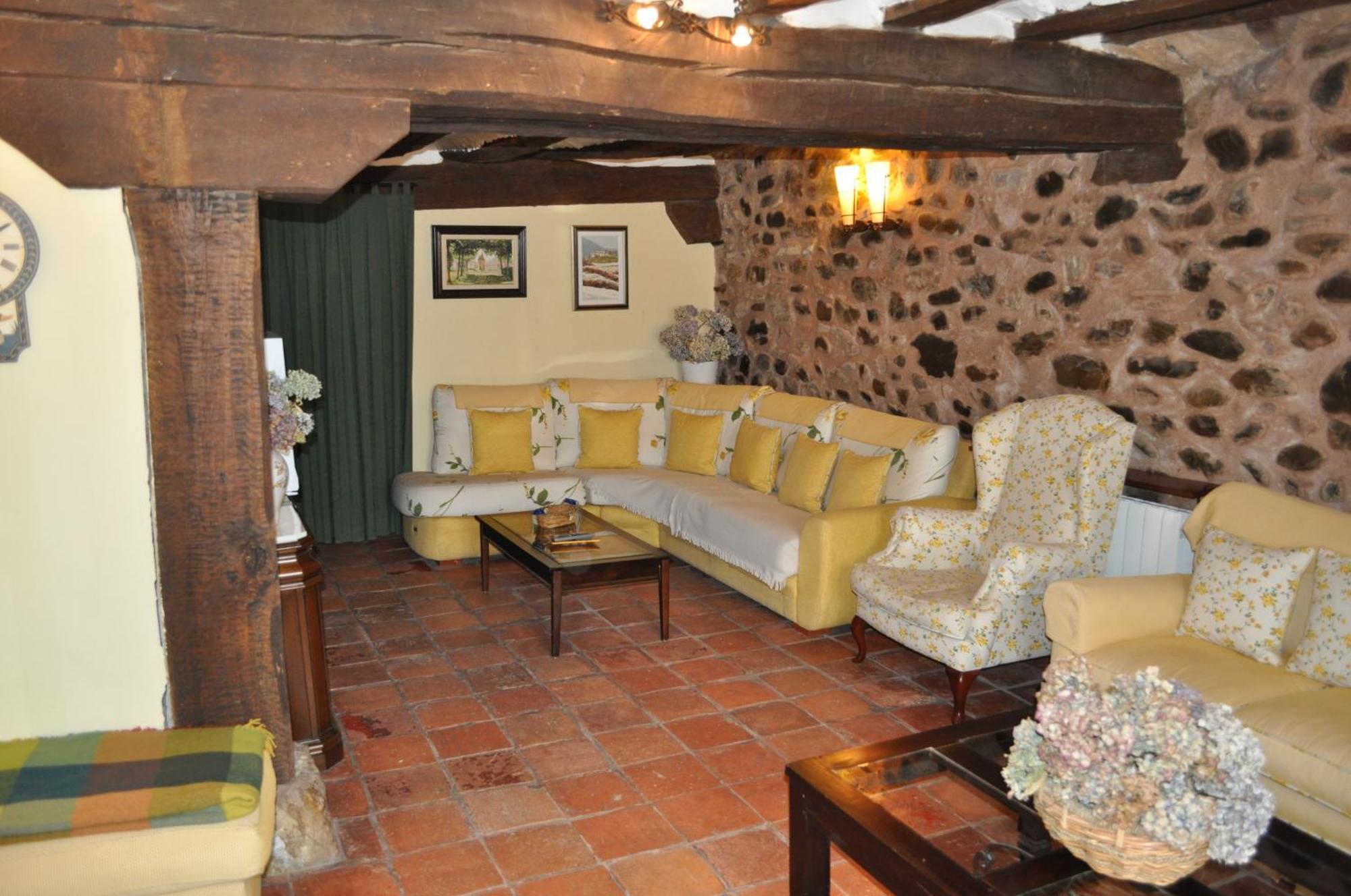 Hostal La Cuculla Ezcaray Exterior foto